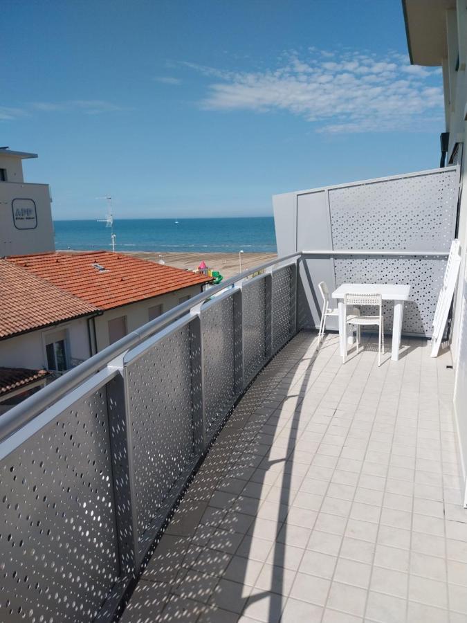 Residence Marittimo Riccione Exterior foto